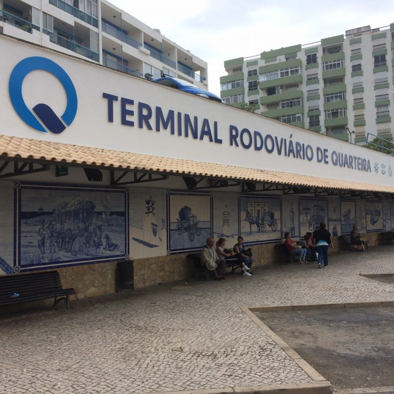 Letras em Dibond para terminal rodoviario em quarteira