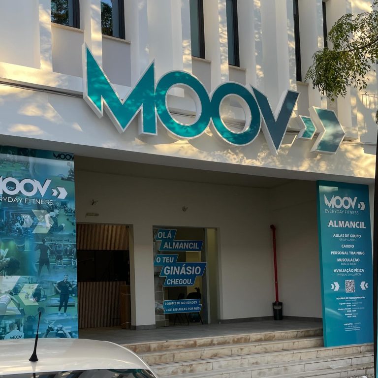 letras luminosas 3d monobloco MOOV gym